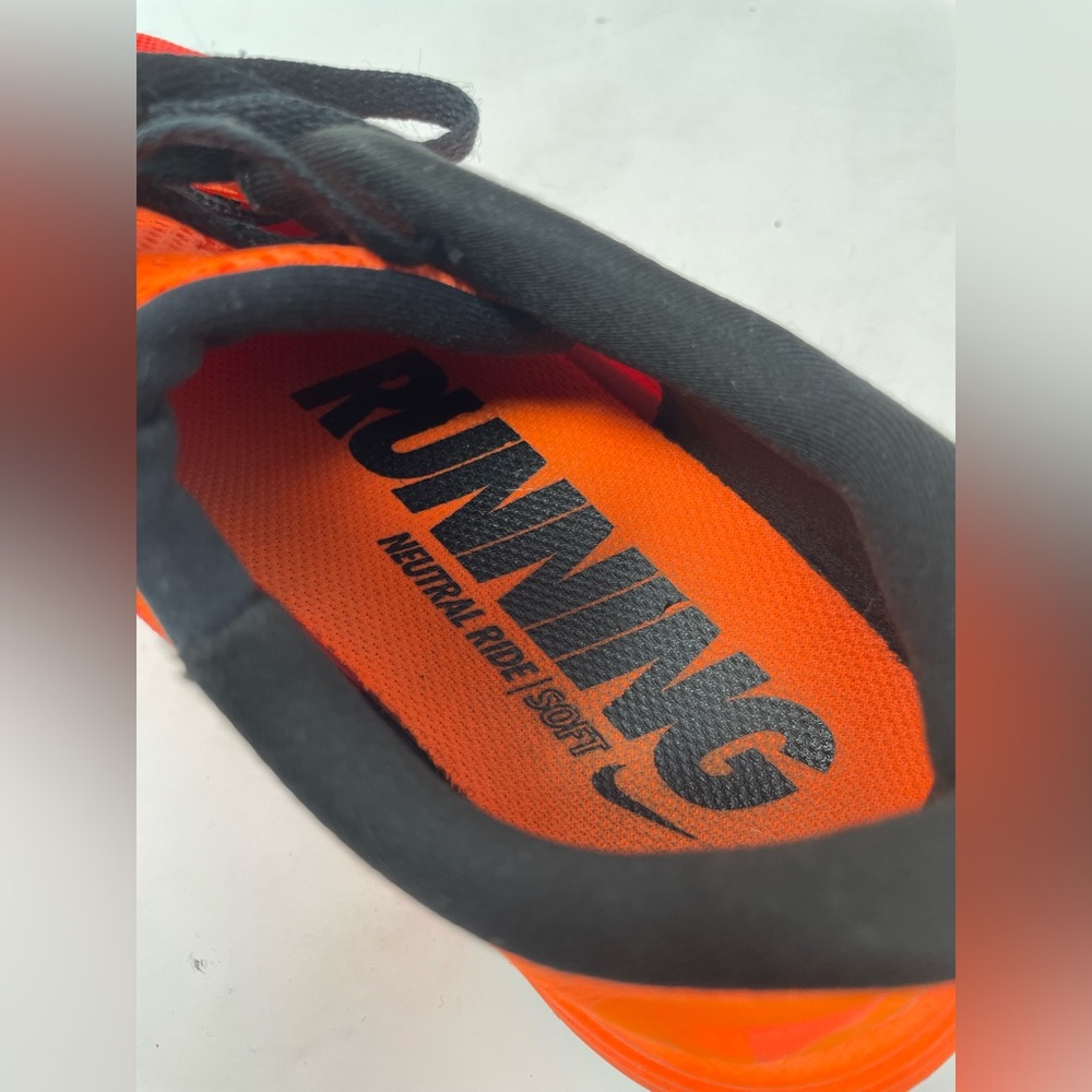 Nike Women Running Shoes Orange Black Size 9.5 - Picture 5 of 8